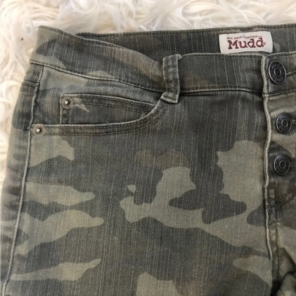 Mudd Camouflage Mini 3 Button Shorts